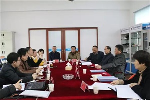 熱烈慶祝我司PVDF大規(guī)格板材專利轉(zhuǎn)化推進(jìn)項(xiàng)目驗(yàn)收?qǐng)A滿成功！